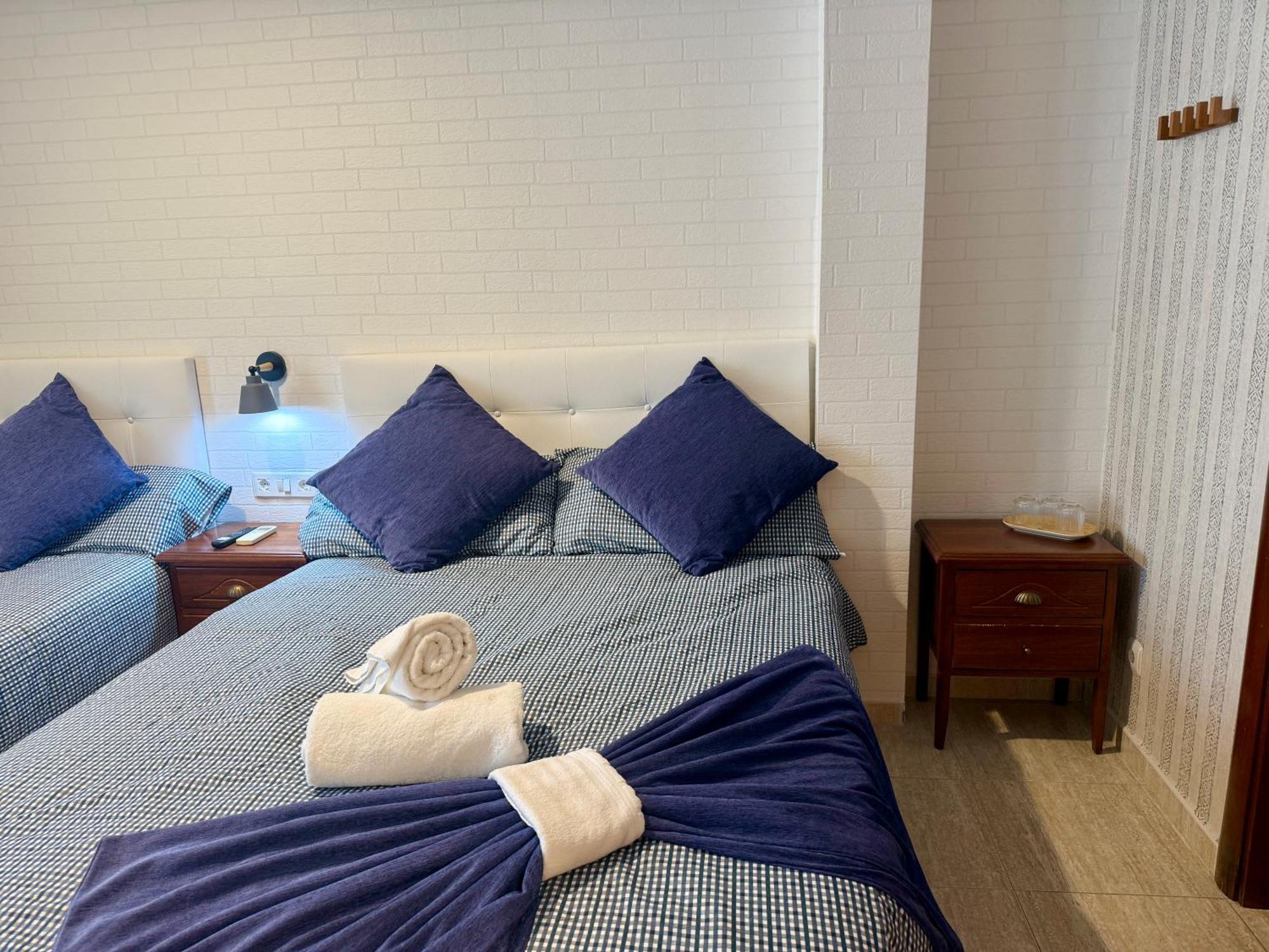 Hotel Sancho Hospitalet De L'Infant Bagian luar foto